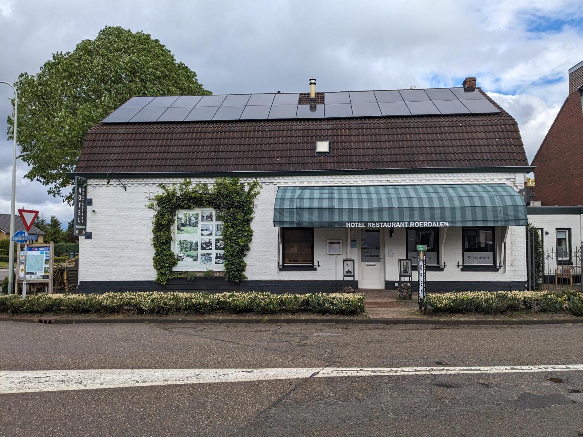 Hotel Restaurant Roerdalen Posterholt Экстерьер фото